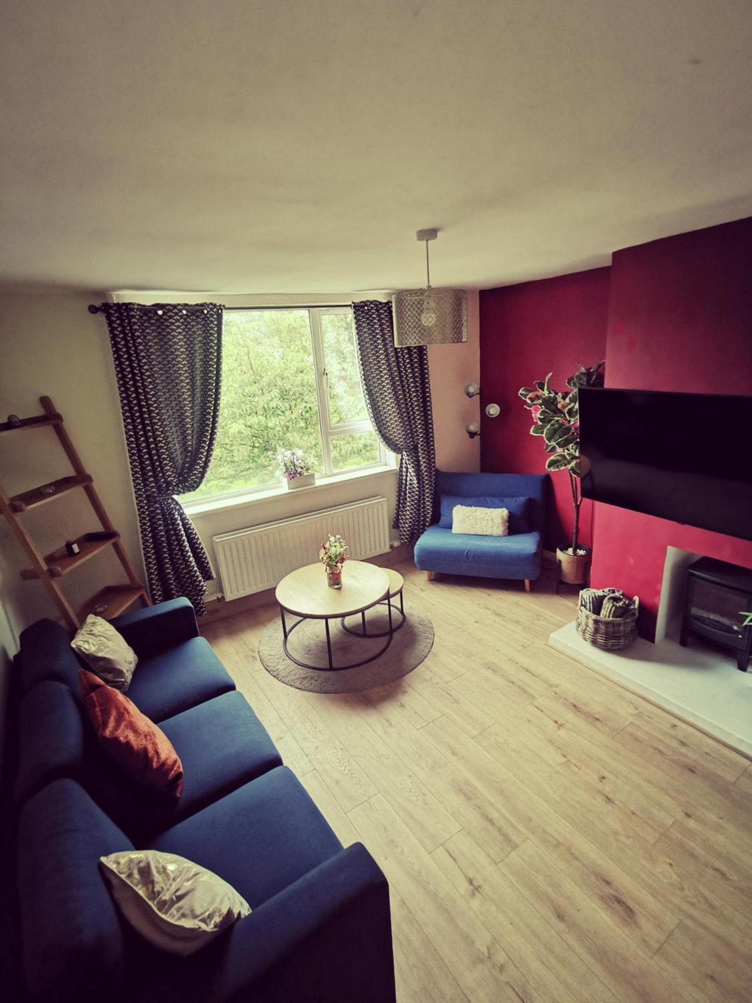 Entire 1 Bed Spacious Apartment, Private Balcony & Study Room Near City Whitehouse (Antrim) Exterior foto